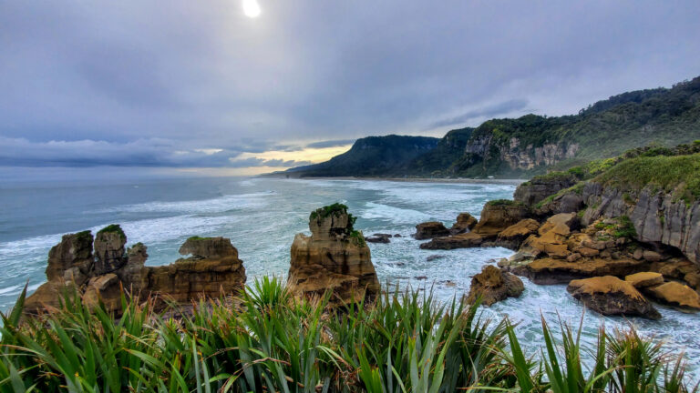 A Travel Guide to the West Coast of New Zealand