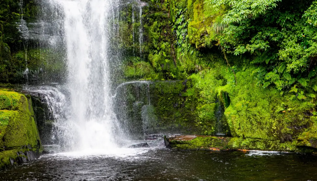 Koropuku Falls, Waterfalls in the Catlins, New Zealand