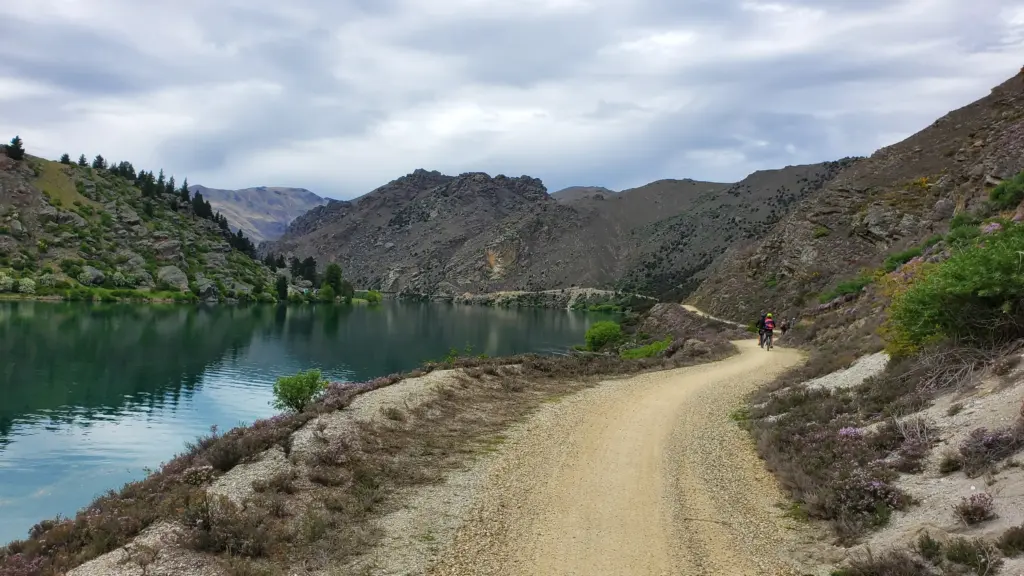 Cycling the Lake Dunstan Trail, Things to Do in Cromwell, New Zealand